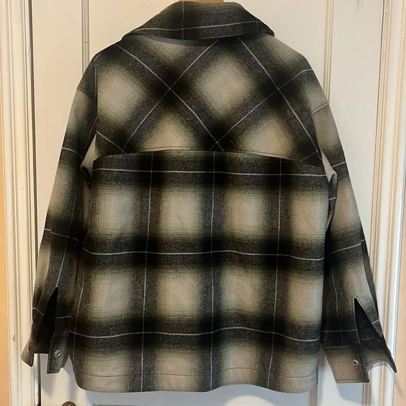 Levi’s Wool Plaid Shirt Jacket - Picture 3 of 5